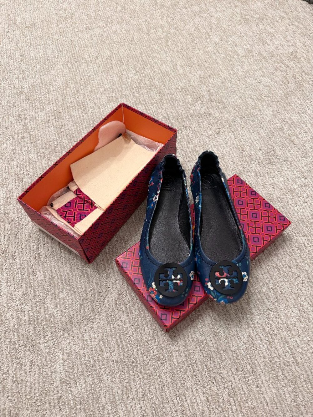 Tory Burch Minnie Travel Ballet Flat - Pansy Bouquet Blue Floral